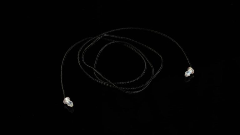 Cloth pop cord lanyard for custom earplugs